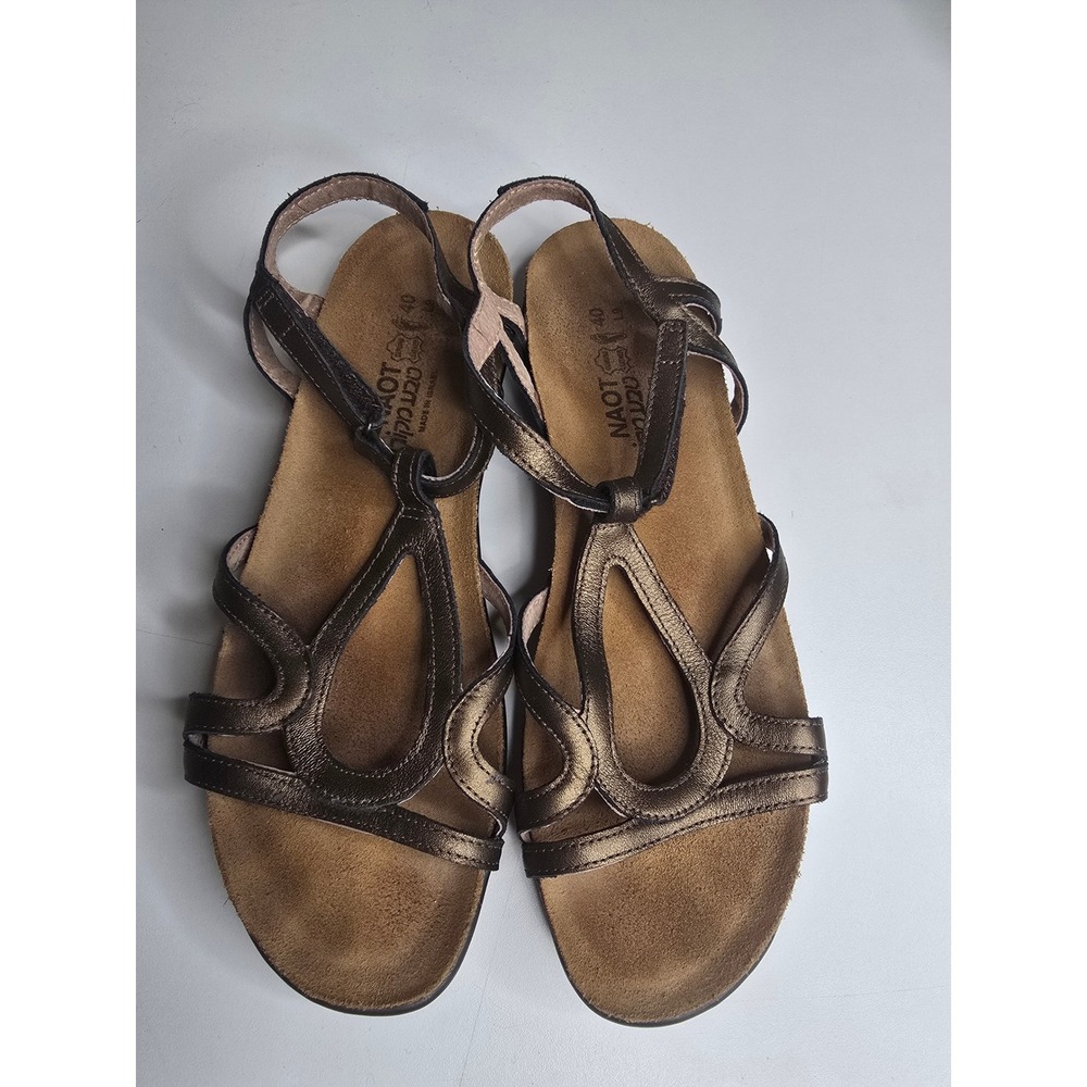 Naot Dorith Sandals Womens EU 40 US 9 Bronze Metallic Leather T Strap Comfort